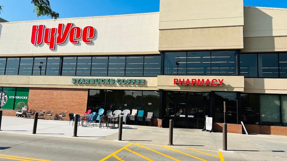 Hy Vee Food Store