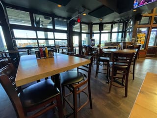 Yogis Bar & Grill