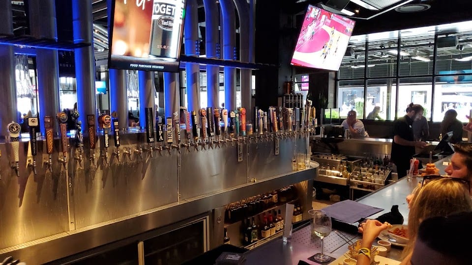 Yard House