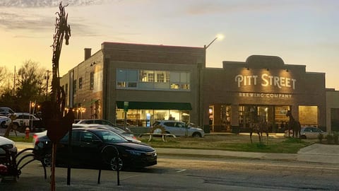 PITT STREET BREWING COMPANY