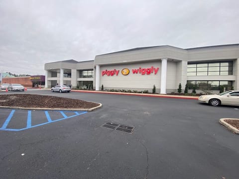 Piggly Wiggly