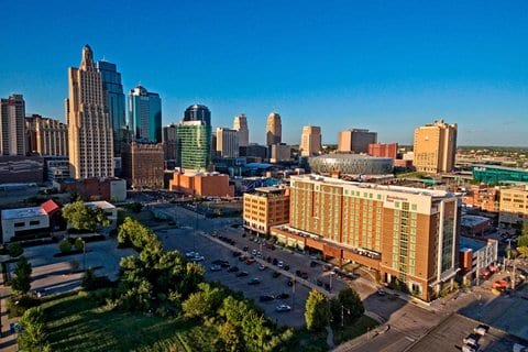 Courtyard By Marriott