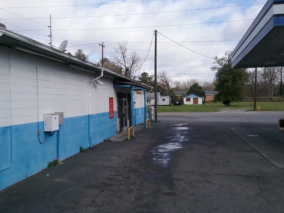 Cs Corner Convenience