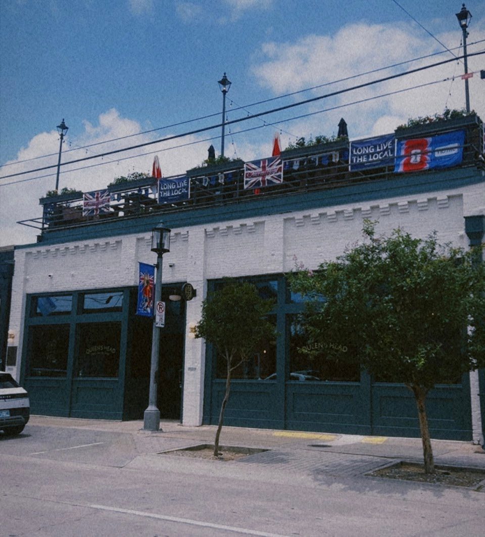 Queens Head Pub