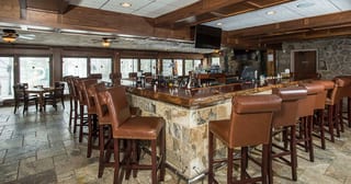 Dutchs At Silver Tree Inn