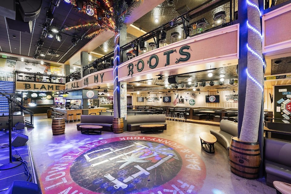 Friends In Low Places Bar & Honkey Tonk