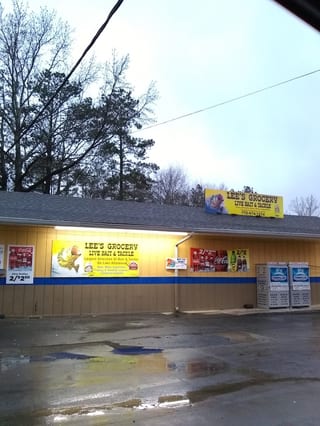 40405 Lee's Grocery