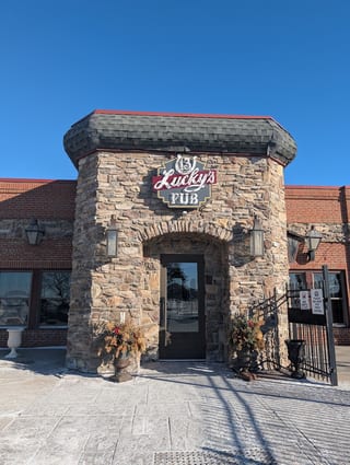 Luckys 13 Pub