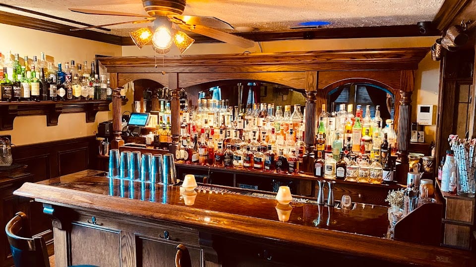 Quintanas Speakeasy