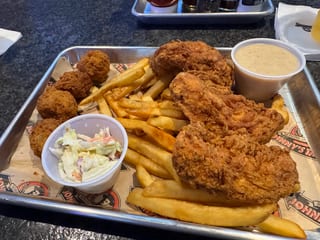 Johnnys Tavern