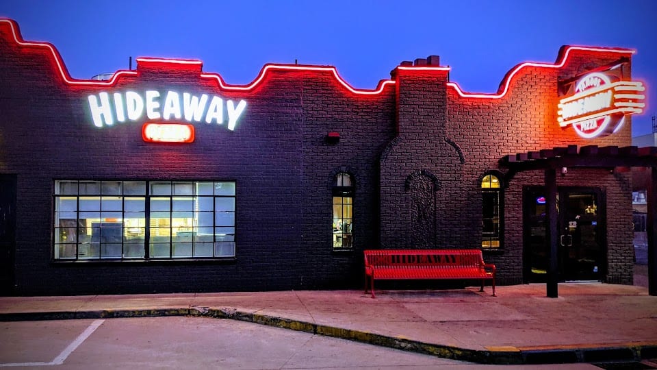 Hideaway Pizza