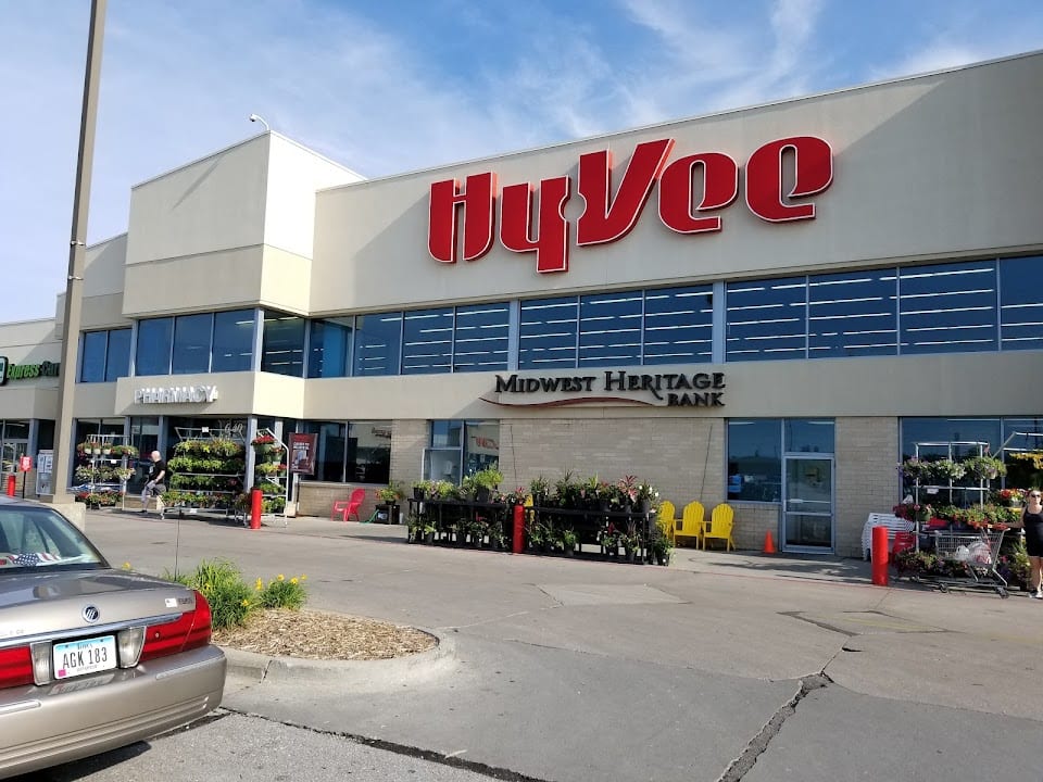 HY-VEE