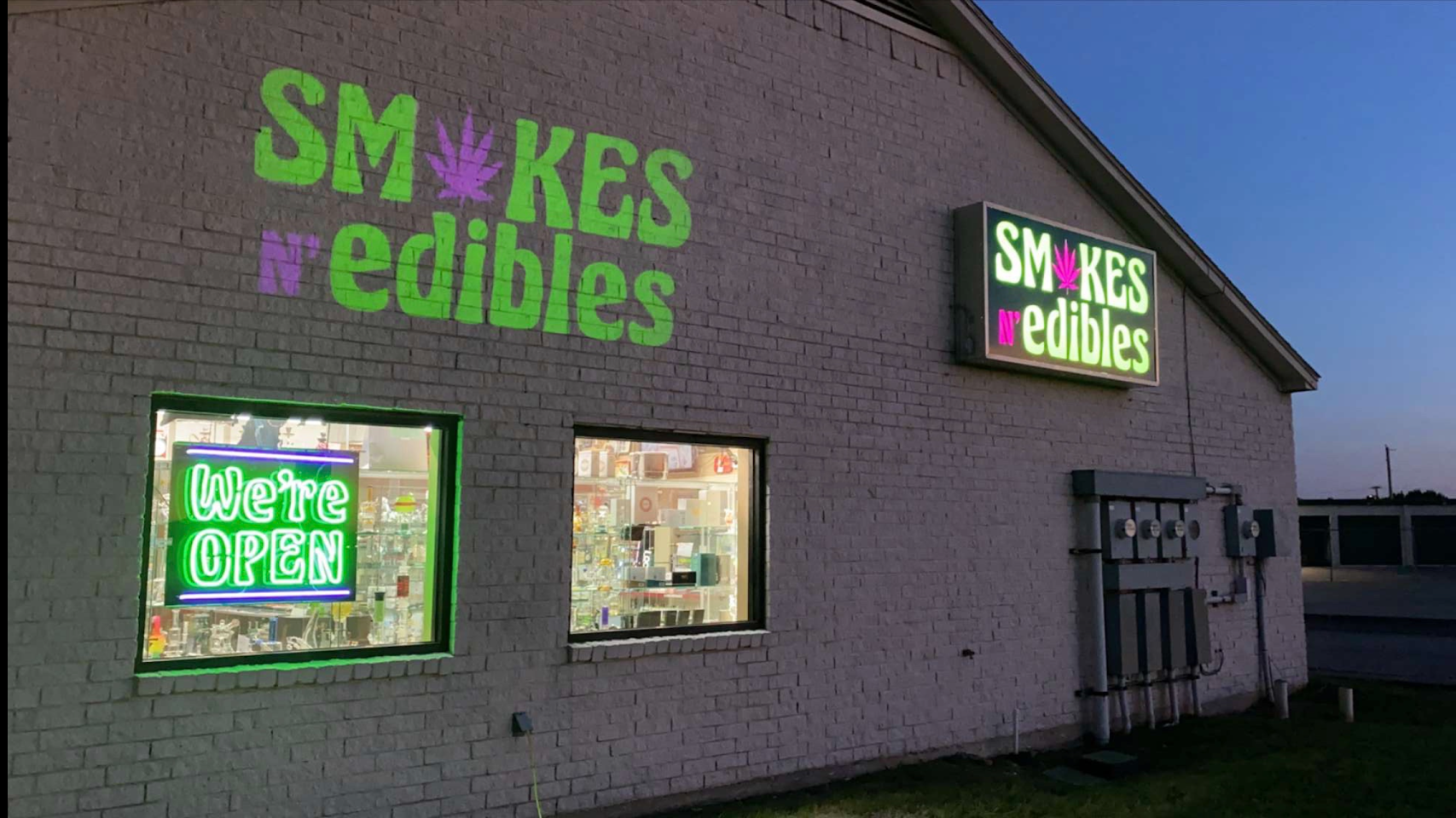 Smokes N Edibles