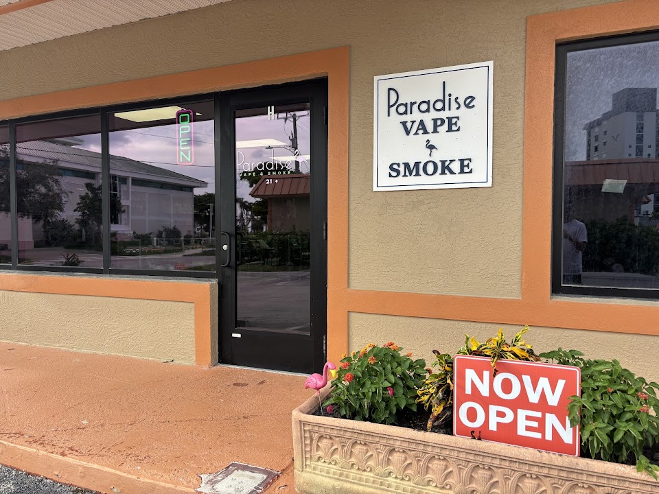 SMOKE PARADISE
