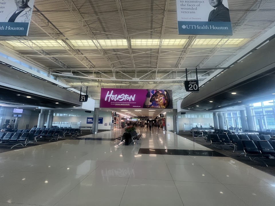 William P Hobby Airport (HOU) (William P. Hobby Airport)