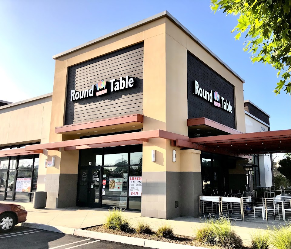 ROUND TABLE PIZZA