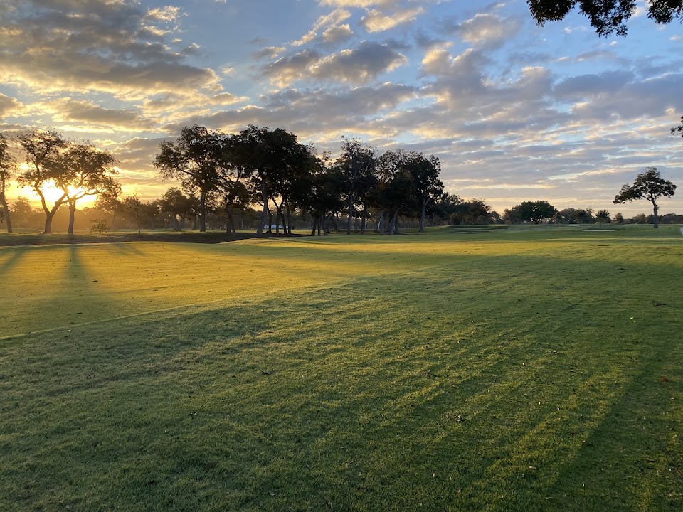 Riverside Golf Club