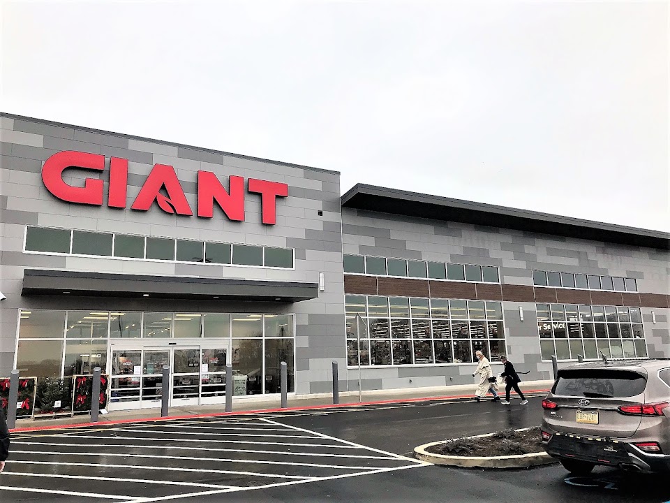 Giant Market #6570