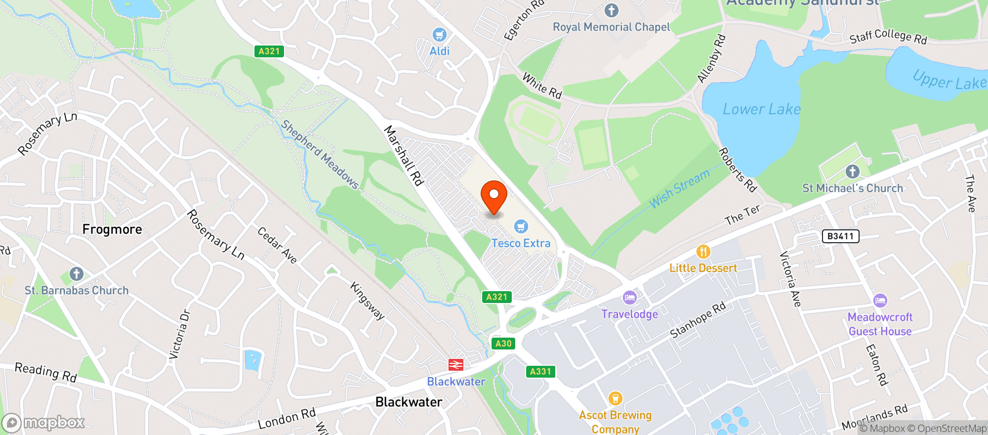 Map showing Tesco Extra Sandhurst