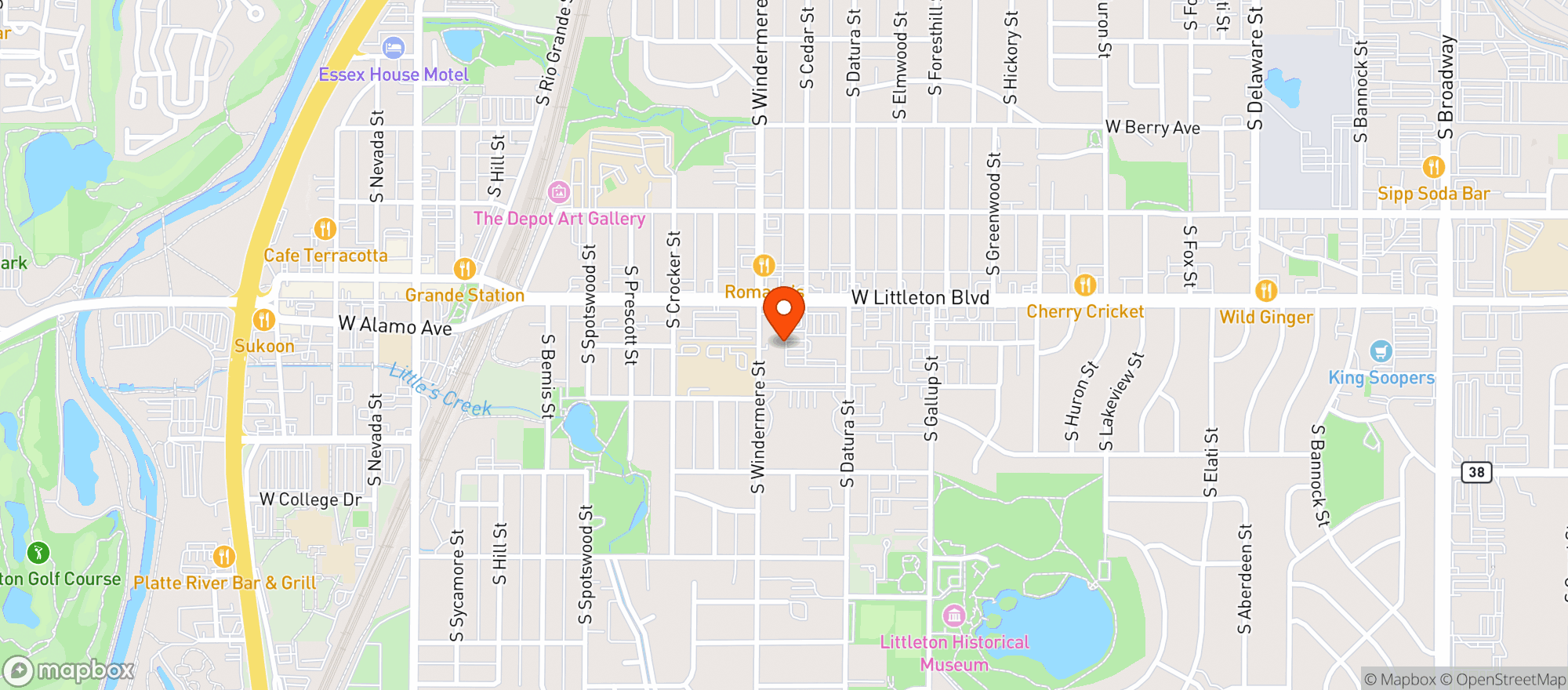Map showing Woodlawn Liquors