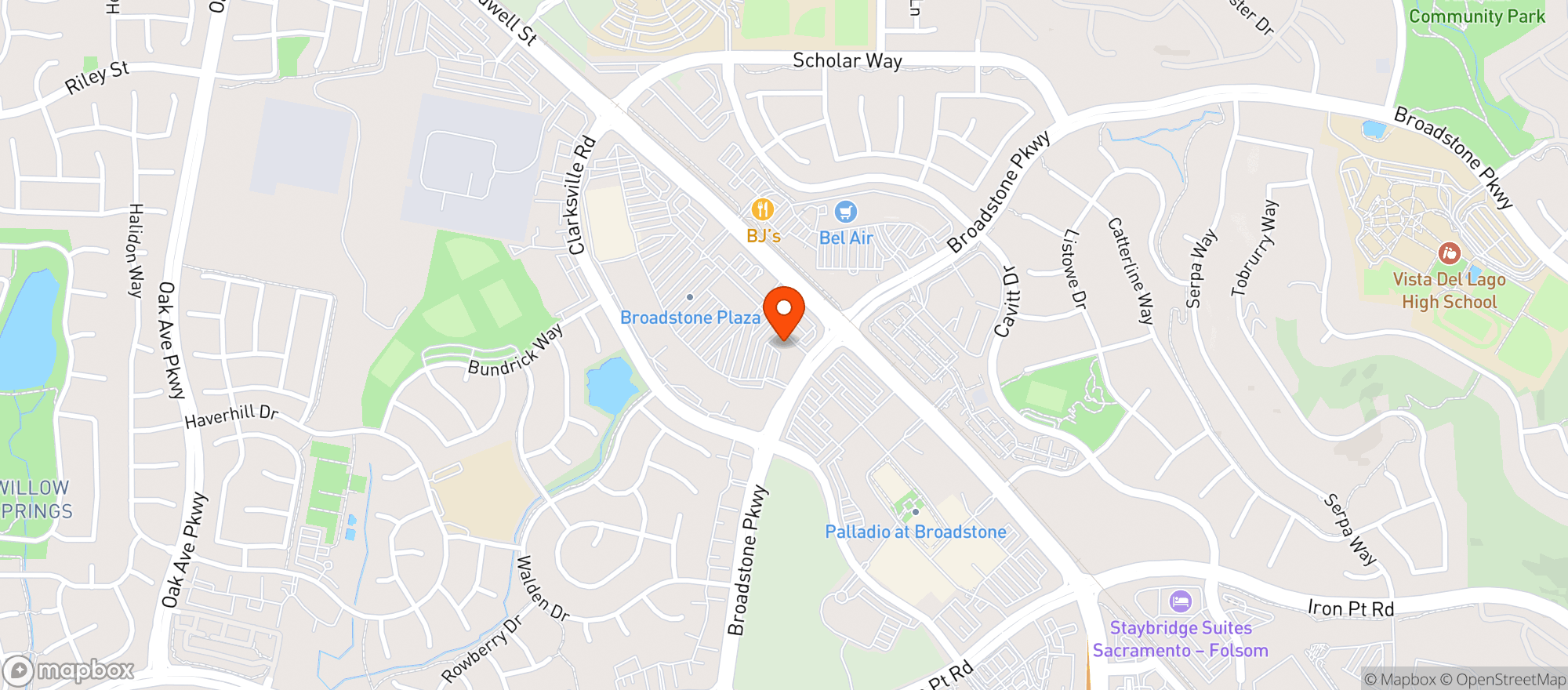 Map showing Gnc - 7610 - Broadstone Plaza