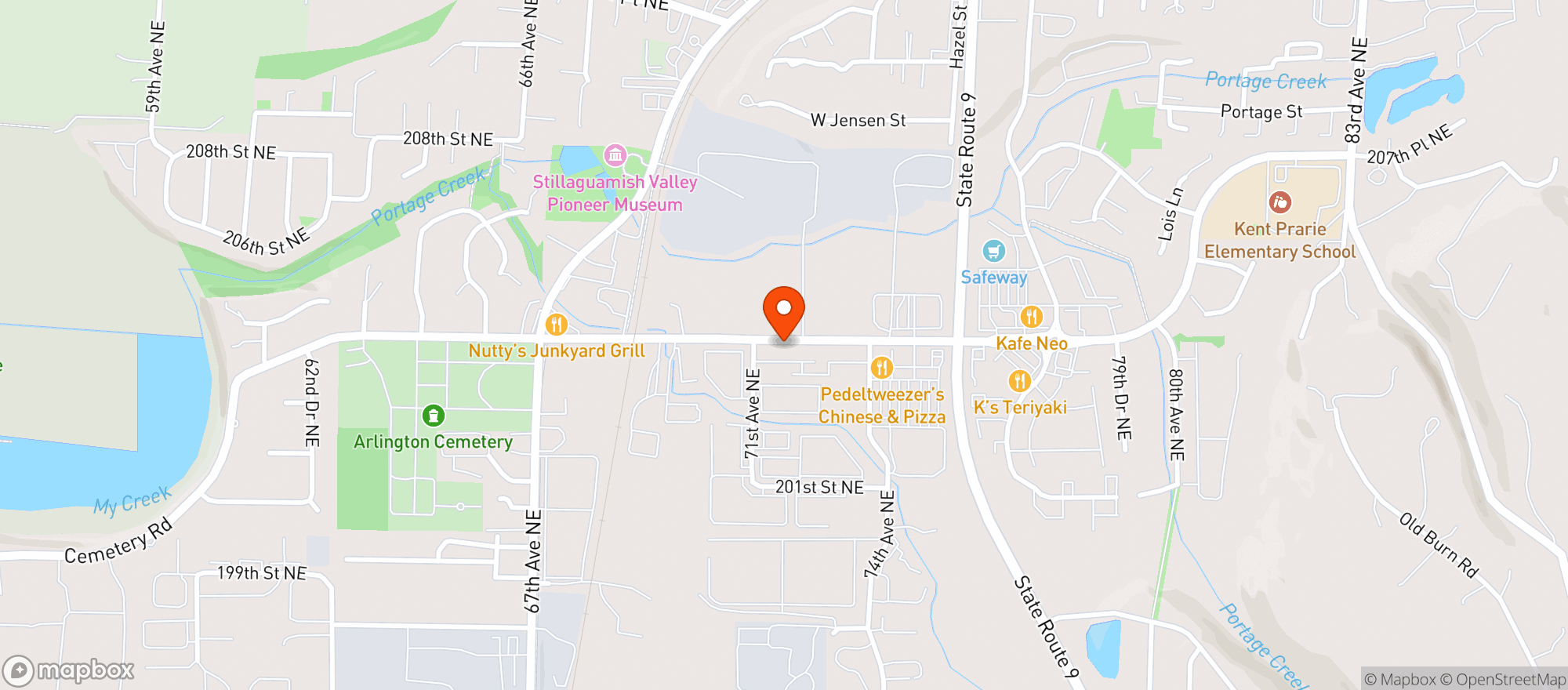 Map showing La Nuova Luna Beauty Lounge - Arlington - St Ne
