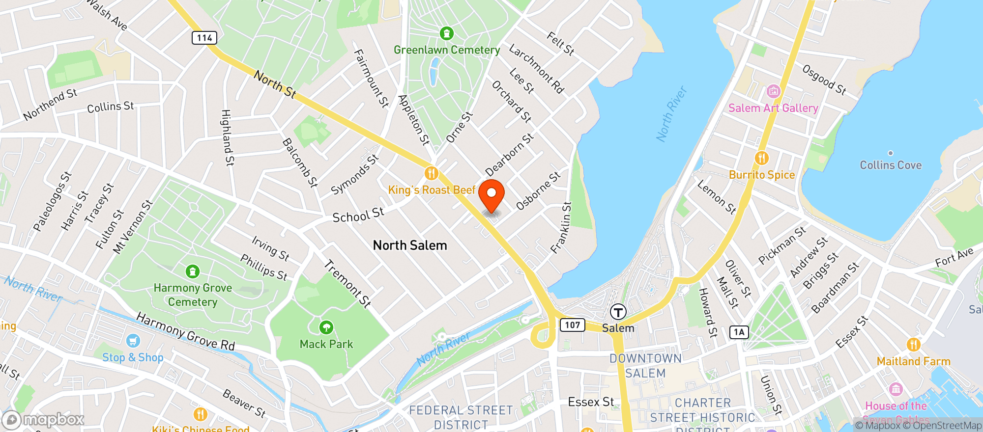 Map showing Salem Liquors North Street