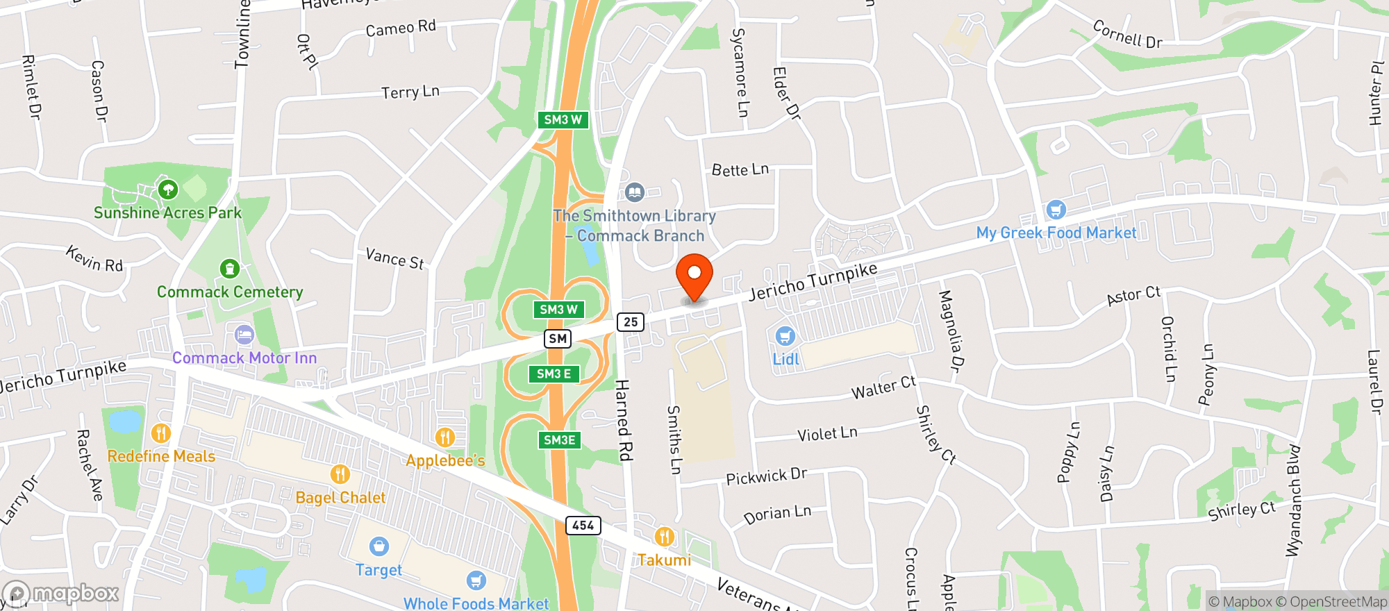 Map showing Commack Beverage Buster