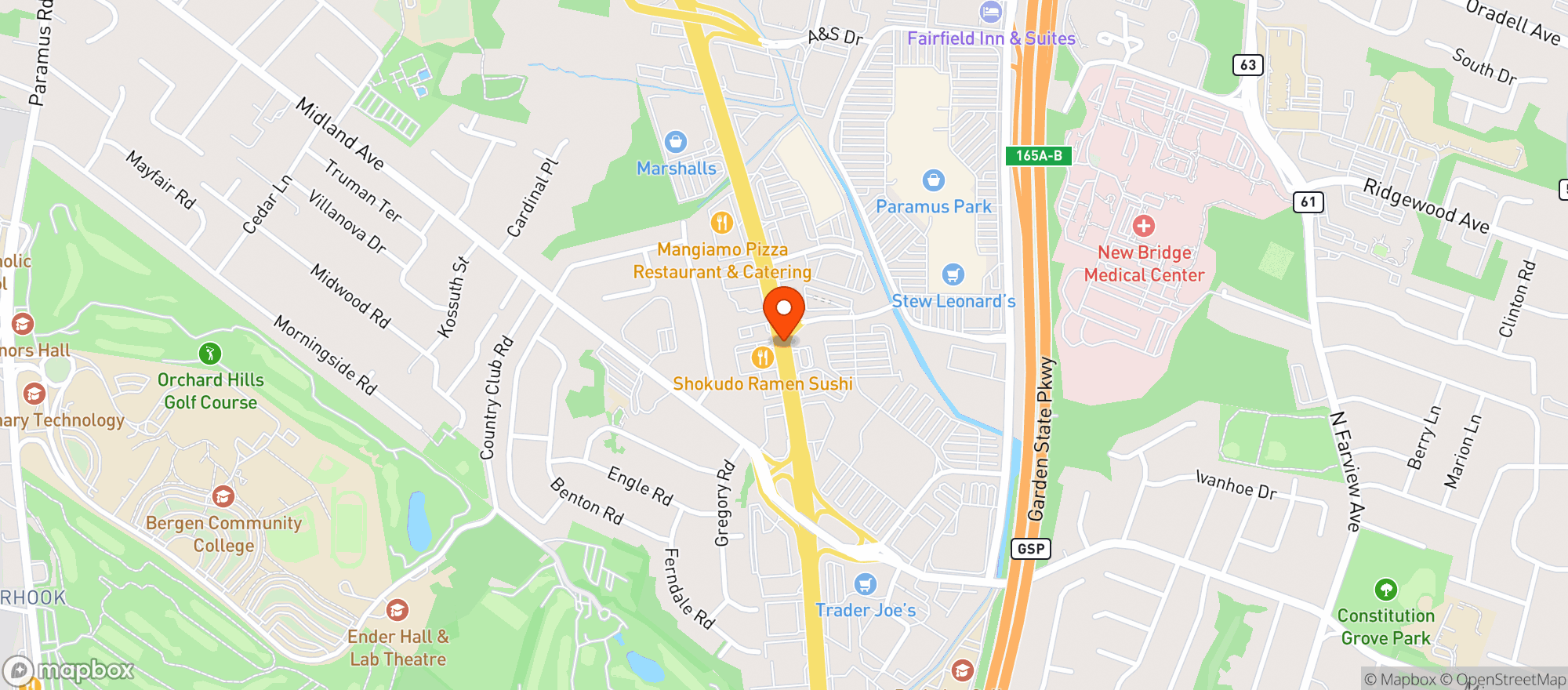 Map showing MOM's Organic Market - Paramus
