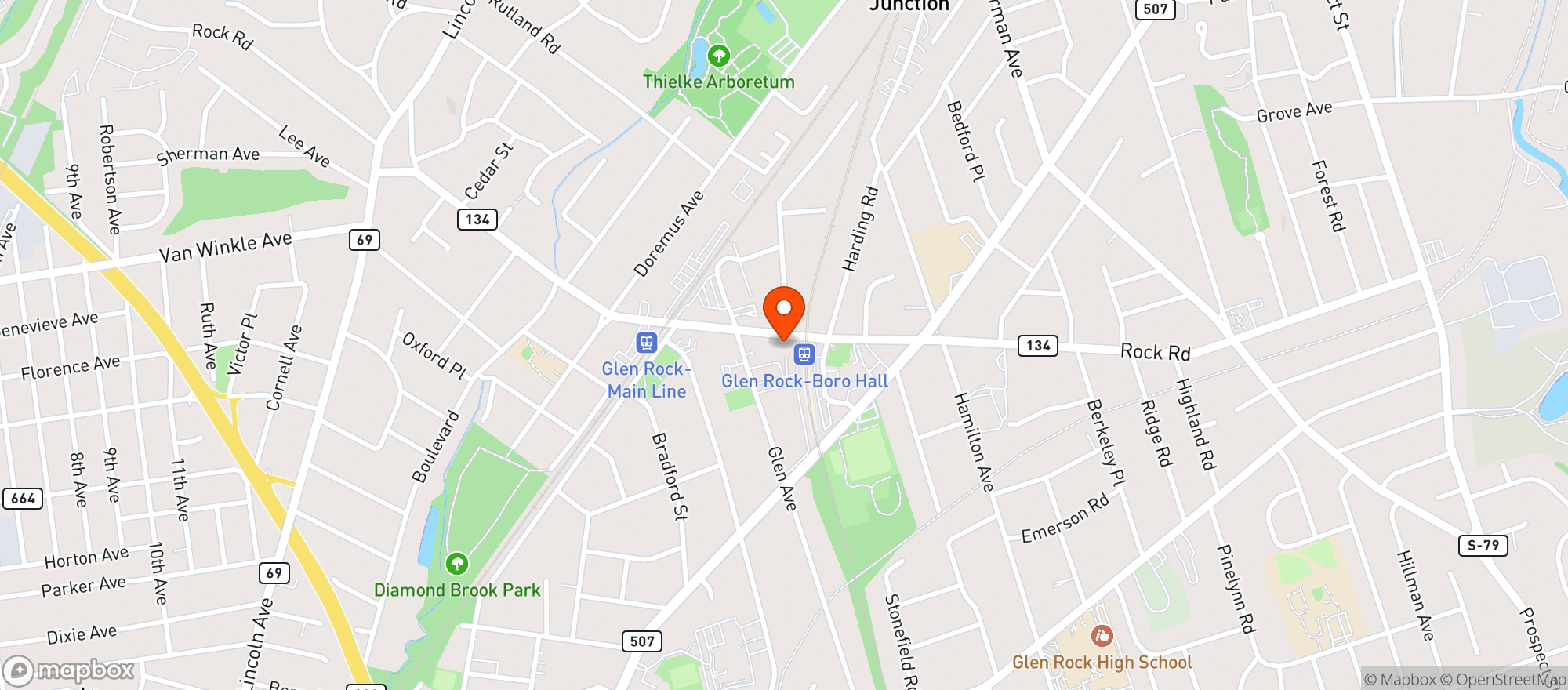 Map showing Beekman Wines & Liquor