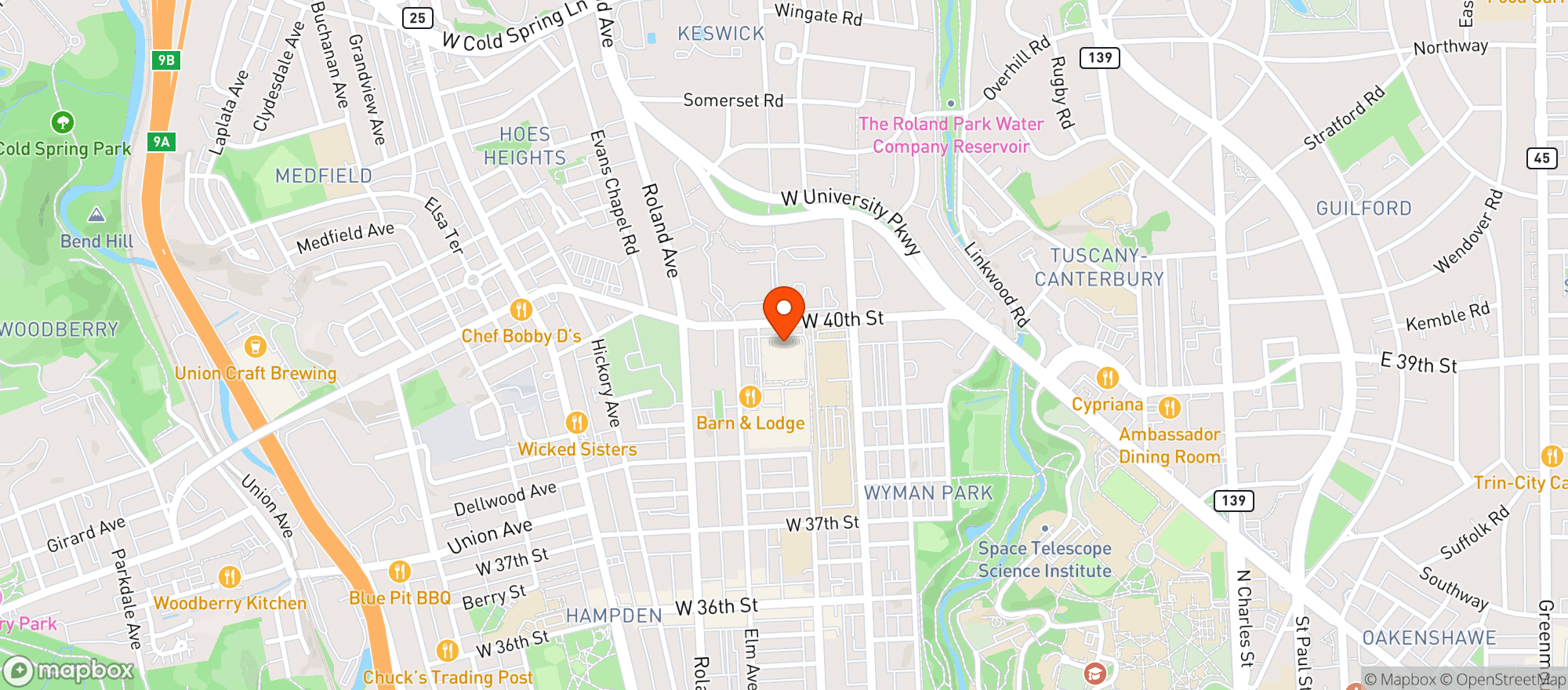 Map showing MOM's Organic Market - Hampden