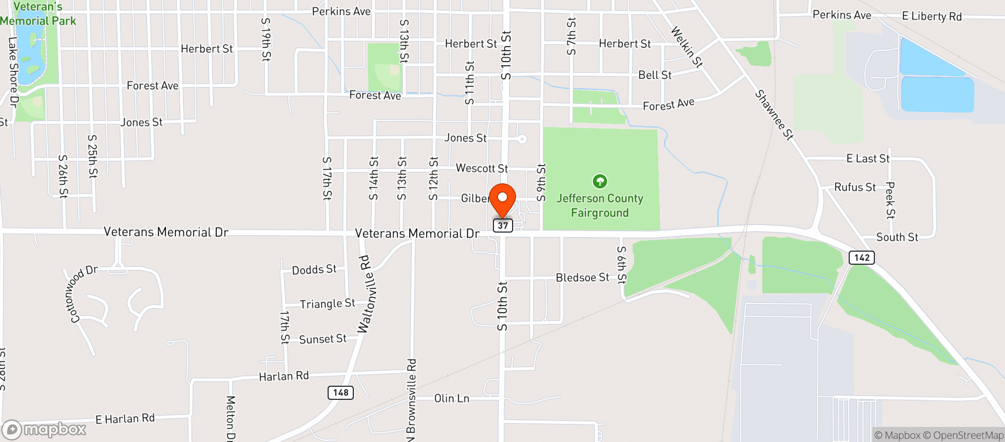 Map showing Luckys Beer Wine & Spirits