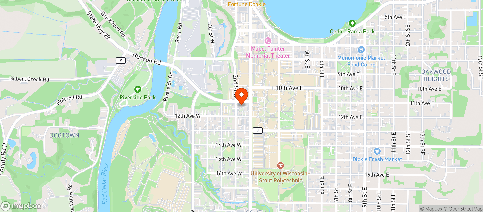 Map showing Devine Liquors Menomonie